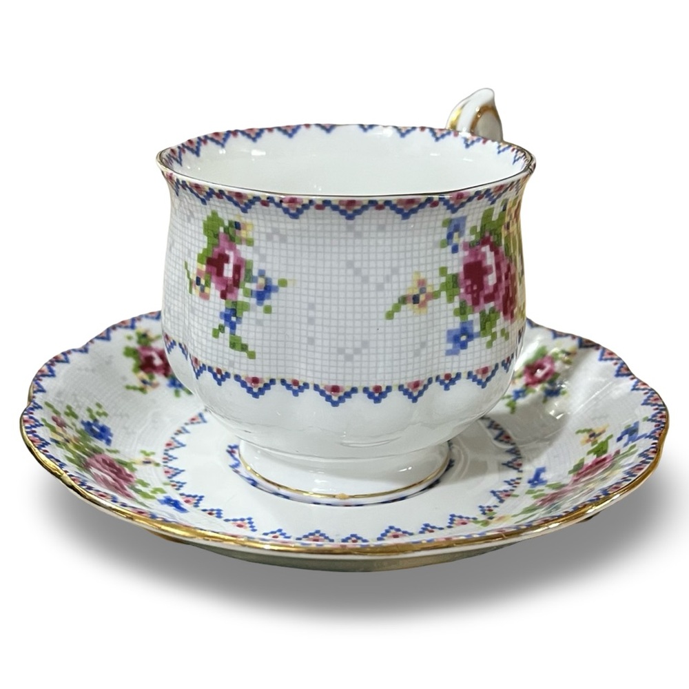 Royal Albert Bone China “Petit Point” Teacup and Saucer Set - Picture 6 of 8